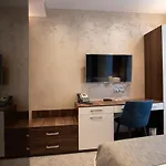 Family Business Club Hotel 3*
