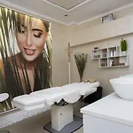Hotel Family Business Club 3*