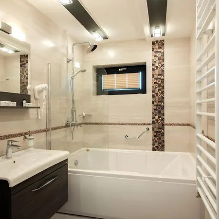 Hotel Family Business Club 3*