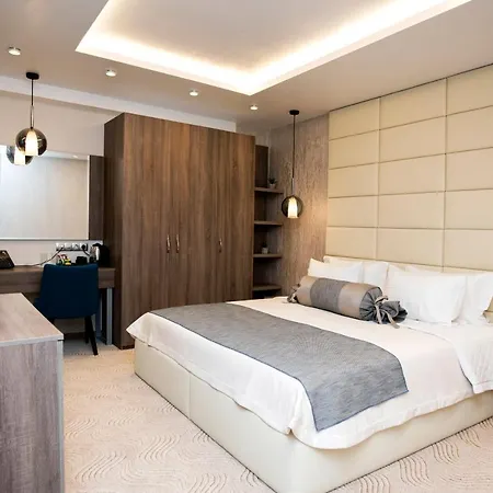 Family Business Club Hotel Choumen