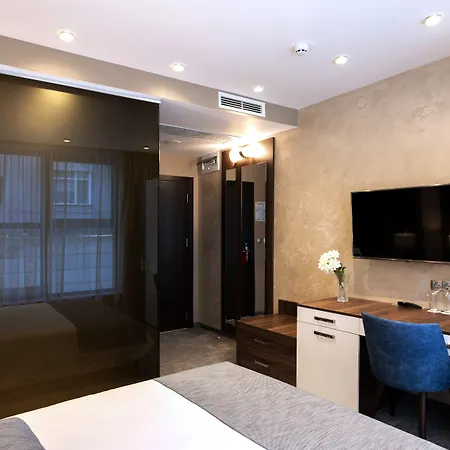 Family Business Club 3* Shumen