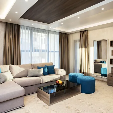 Family Business Club Hotel 3*